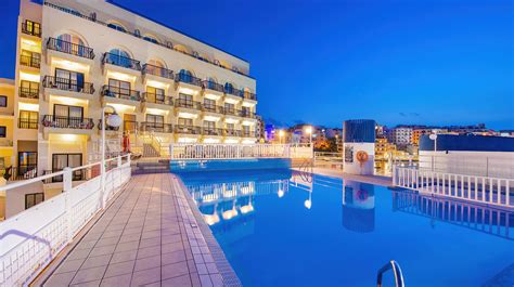 GILLIERU HARBOUR HOTEL (Malta) .